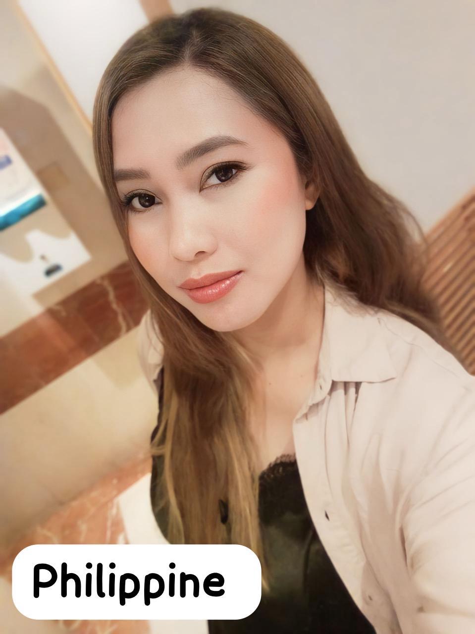 Bliss Spa therapist 1